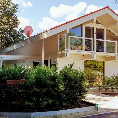 Woodlounge באד פלינבאך